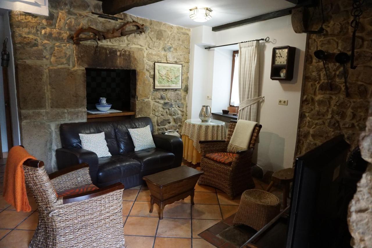 Casa Rural Moradiellos 아레나스데카브랄레스 외부 사진