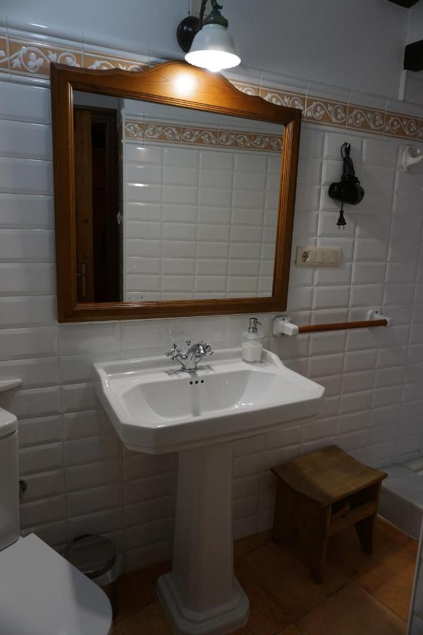 Casa Rural Moradiellos 아레나스데카브랄레스 외부 사진